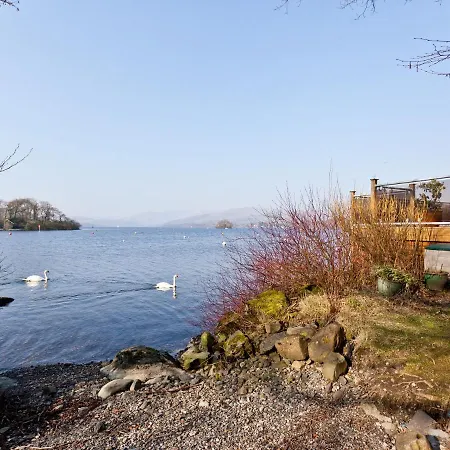 Hotel On The Windermere